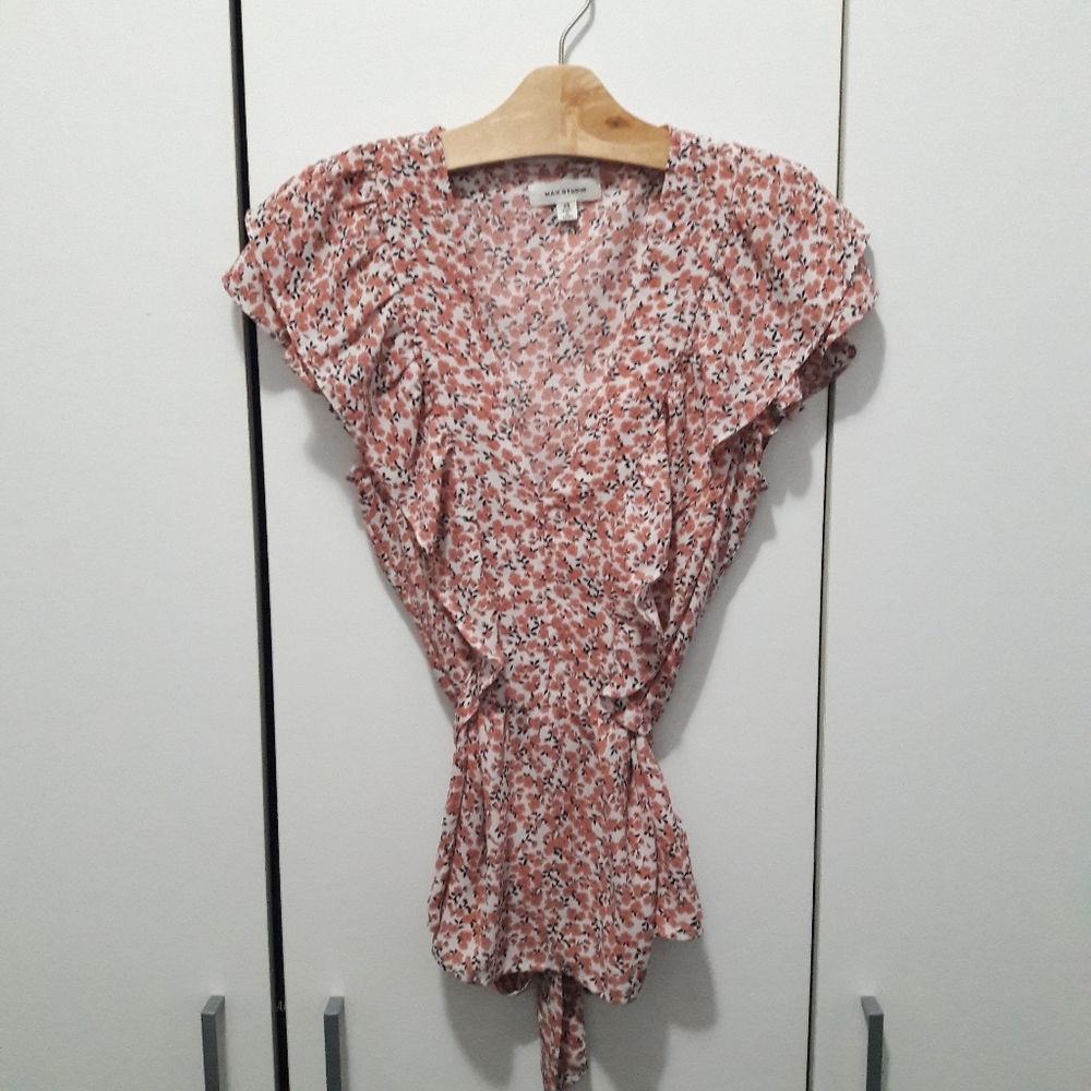 Max Studio Waist Tie Floral Top